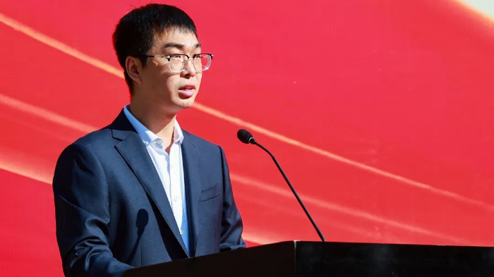 刘德民.jpg